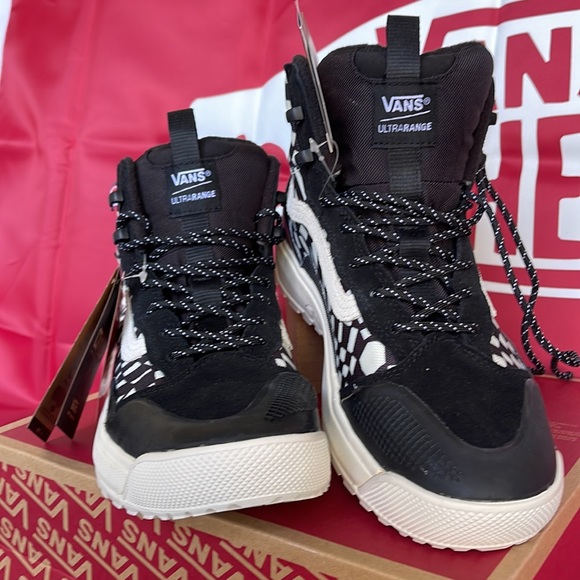 Vans Ultrarange Exo Hi Black/Wrapped Checkerboard WMNS sneakers - Picture 8 of 16